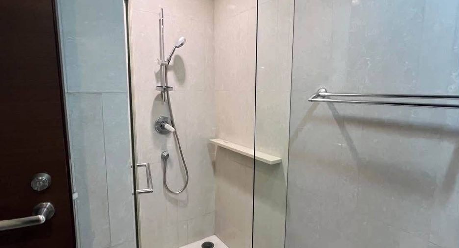 Condo en alquiler de 2 habitaciones en Watthana, Bangkok