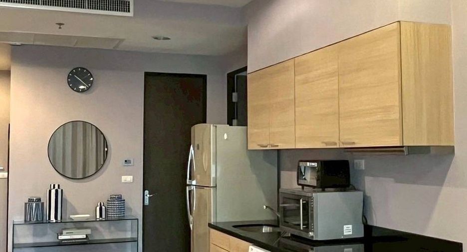Condo en alquiler de 2 habitaciones en Pathum Wan, Bangkok