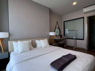 Condo en alquiler de 2 habitaciones en Si Racha, Chonburi