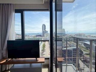 Condo en alquiler de 2 habitaciones en Si Racha, Chonburi