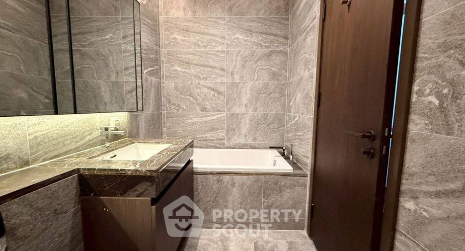 Condo en alquiler de 1 habitaciones en Khlong Toei, Bangkok