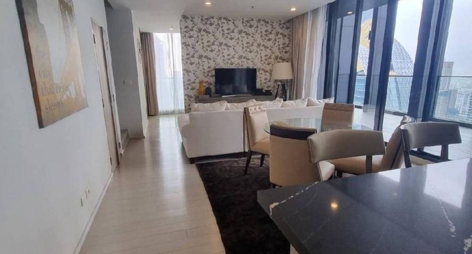For rent 3 bedrooms condo in Pathum Wan, Bangkok