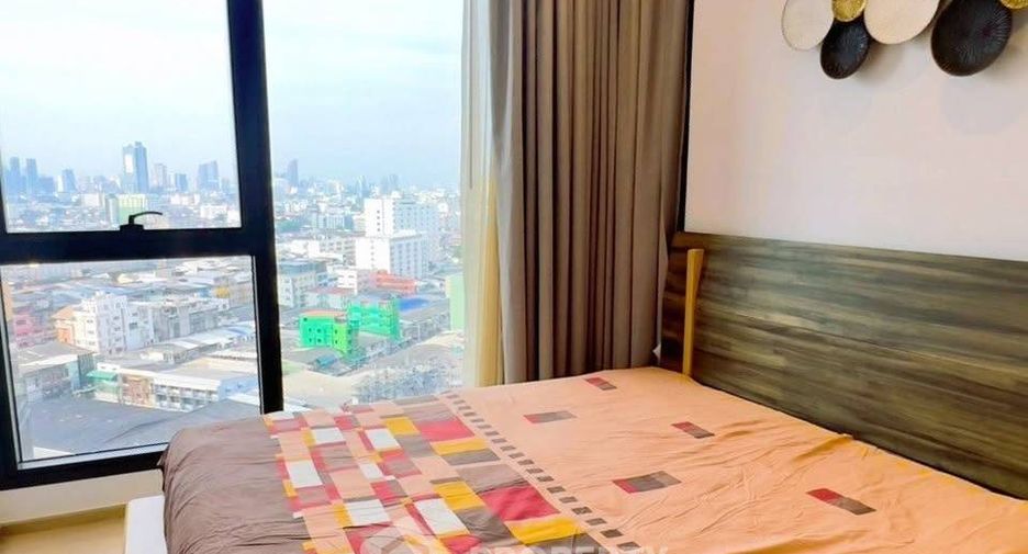 Condo en alquiler de 2 habitaciones en Huai Khwang, Bangkok