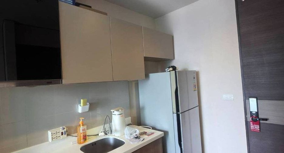 For rent 1 bed condo in Sathon, Bangkok