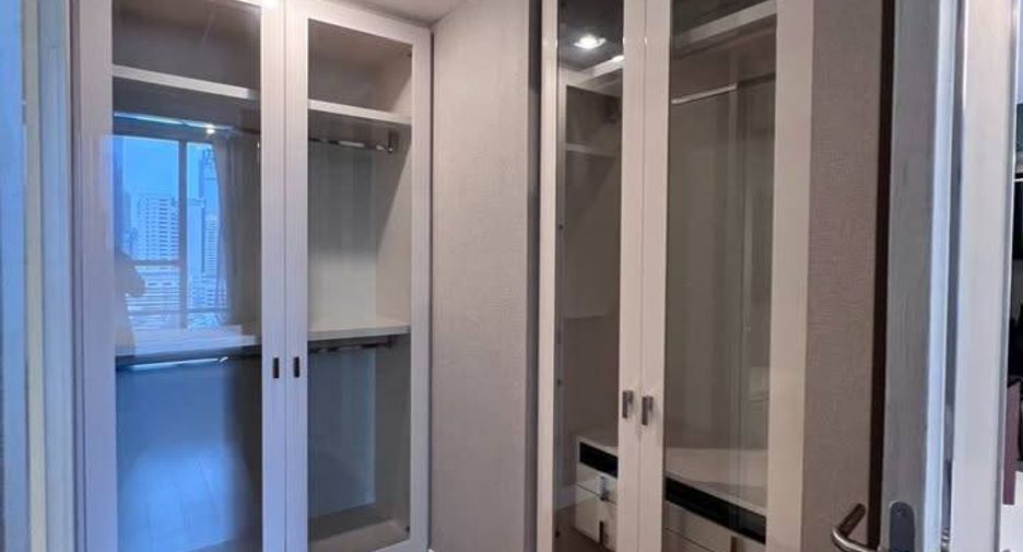 For rent 1 bed condo in Sathon, Bangkok