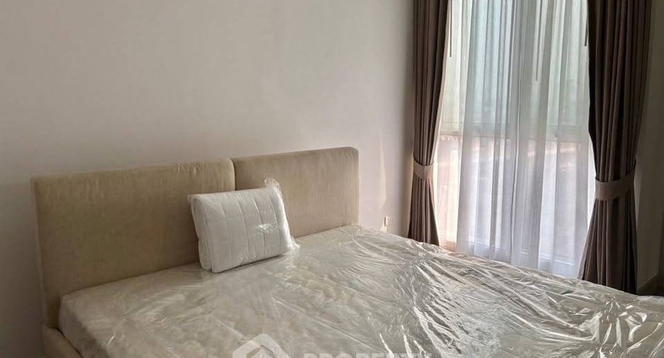 For rent 2 bedrooms condo in Thon Buri, Bangkok