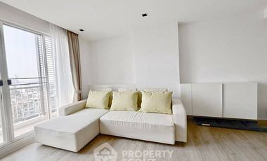 For rent 2 bedrooms condo in Thon Buri, Bangkok