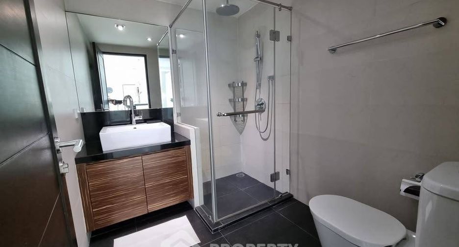 Condo en alquiler de 2 habitaciones en Watthana, Bangkok