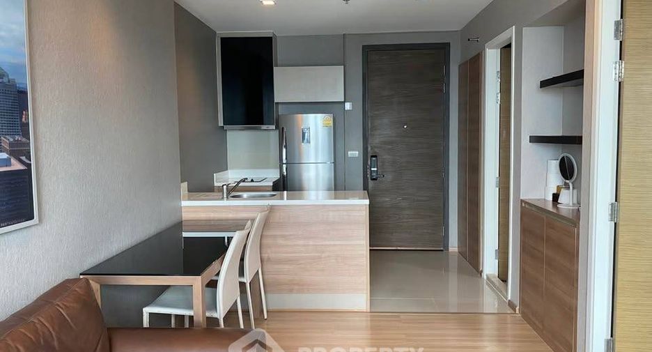 For rent 1 bed condo in Phaya Thai, Bangkok