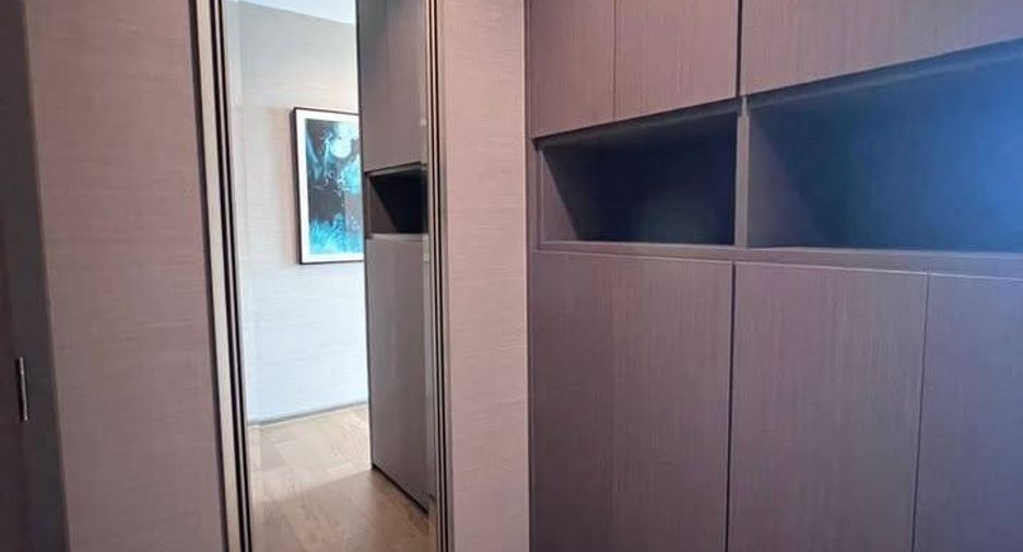 For rent 1 bed condo in Sathon, Bangkok