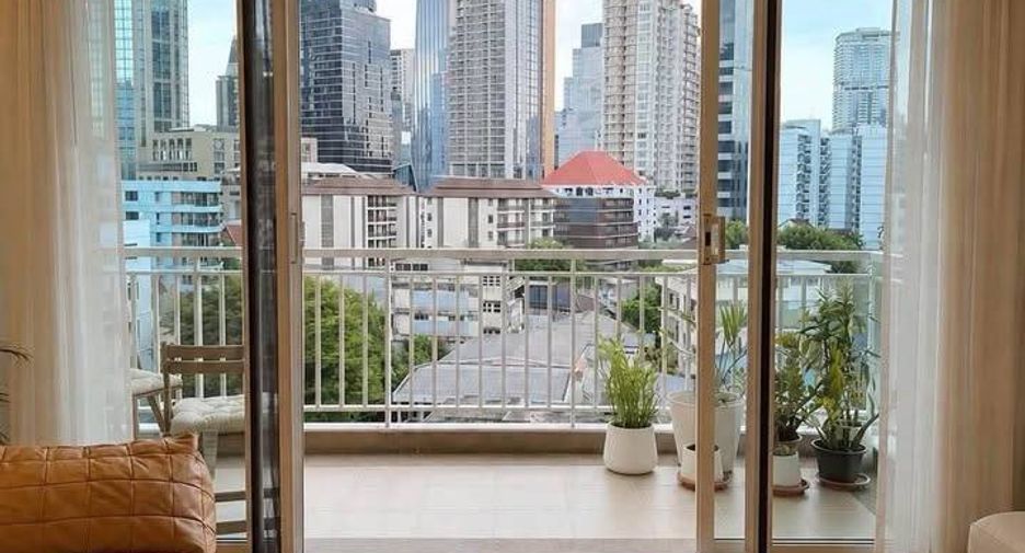 Condo en alquiler de 3 habitaciones en Prawet, Bangkok