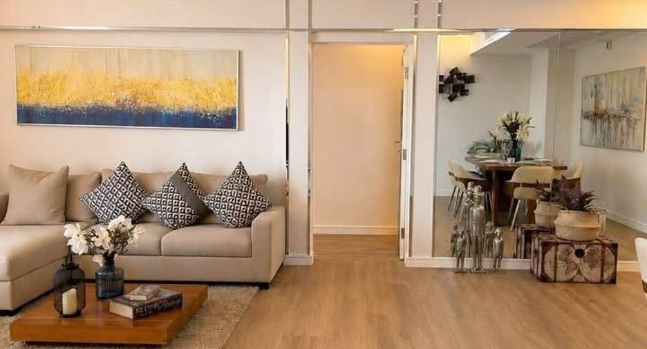 Condo en alquiler de 3 habitaciones en Prawet, Bangkok