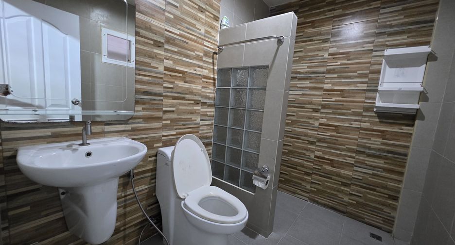 Haus zur Miete mit 2 Zimmer in Kathu, Phuket