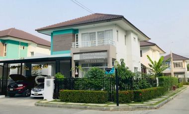 For sale 3 bedrooms house in Saphan Sung, Bangkok