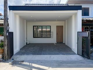 Reihenhaus zum Kauf mit 3 Zimmer in Mueang Phuket, Phuket