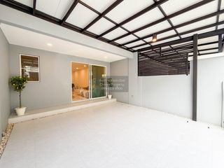 出售 3 卧室 联排别墅 在 Pak Kret, Nonthaburi