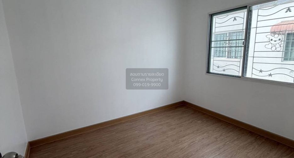 Reihenhaus zum Kauf mit 3 Zimmer in Bang Phli, Samut Prakan