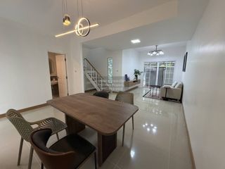 Reihenhaus zum Kauf mit 3 Zimmer in Bang Phli, Samut Prakan