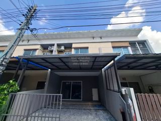 出售 3 卧室 联排别墅 在 Suan Luang, 曼谷