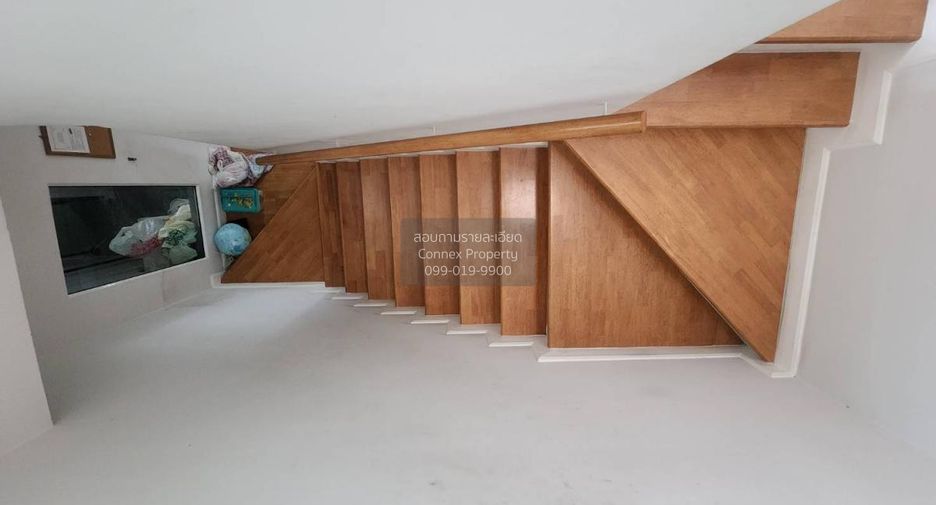 Casa adosada en venta de 5 habitaciones en Mueang Nonthaburi, Nonthaburi