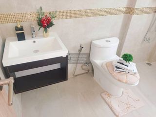 Casa adosada en venta de 4 habitaciones en Bang Na, Bangkok