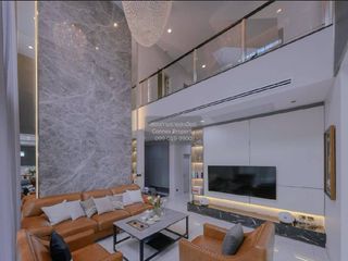 For sale 4 ベッドルーム house in Wang Thonglang, Bangkok