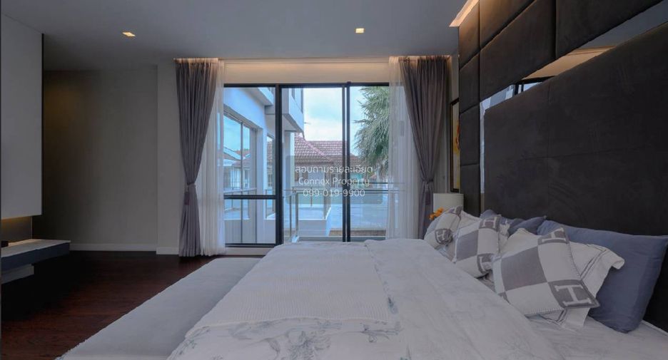 For sale 4 ベッドルーム house in Wang Thonglang, Bangkok
