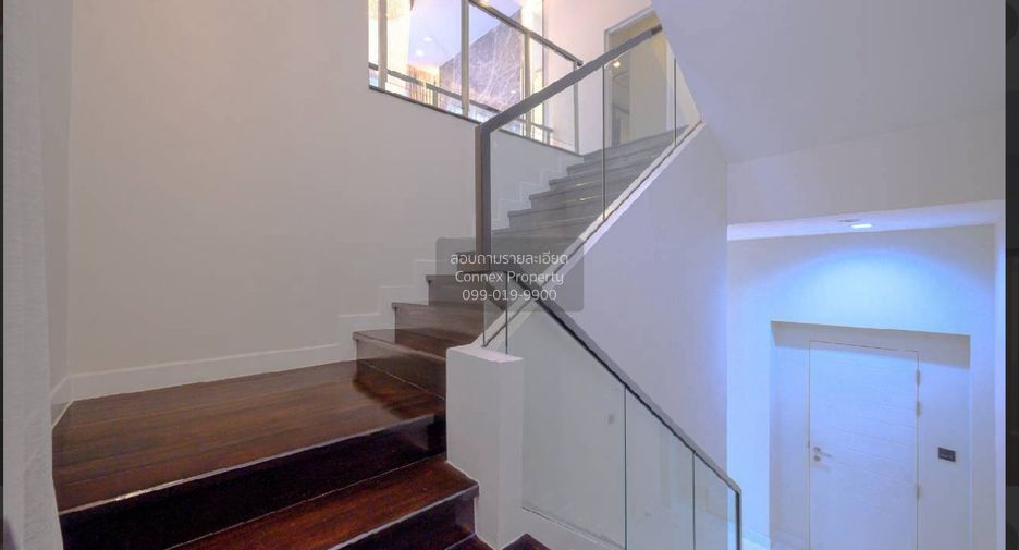 For sale 4 ベッドルーム house in Wang Thonglang, Bangkok