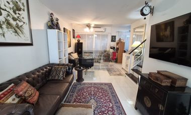 Casa adosada en venta de 3 habitaciones en Mueang Samut Prakan, Samut Prakan