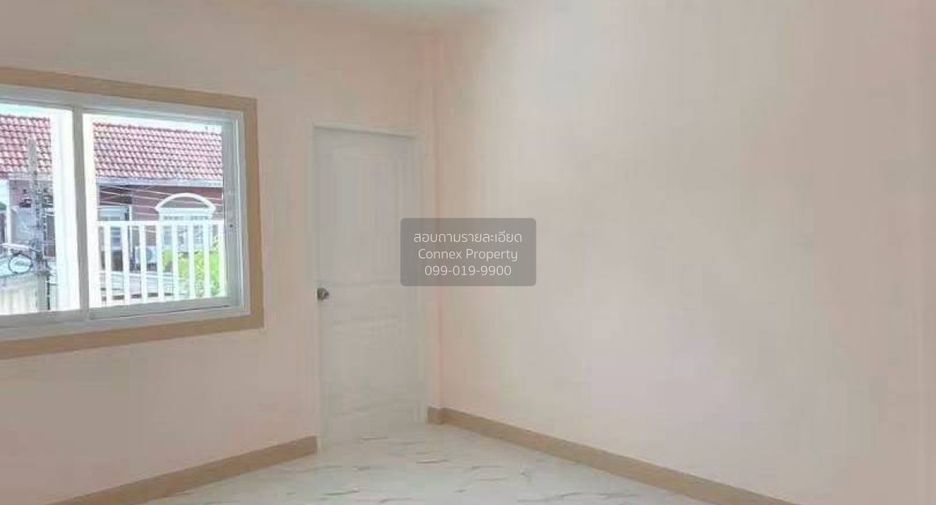 For sale 4 ベッドルーム townhouse in Bang Bua Thong, Nonthaburi