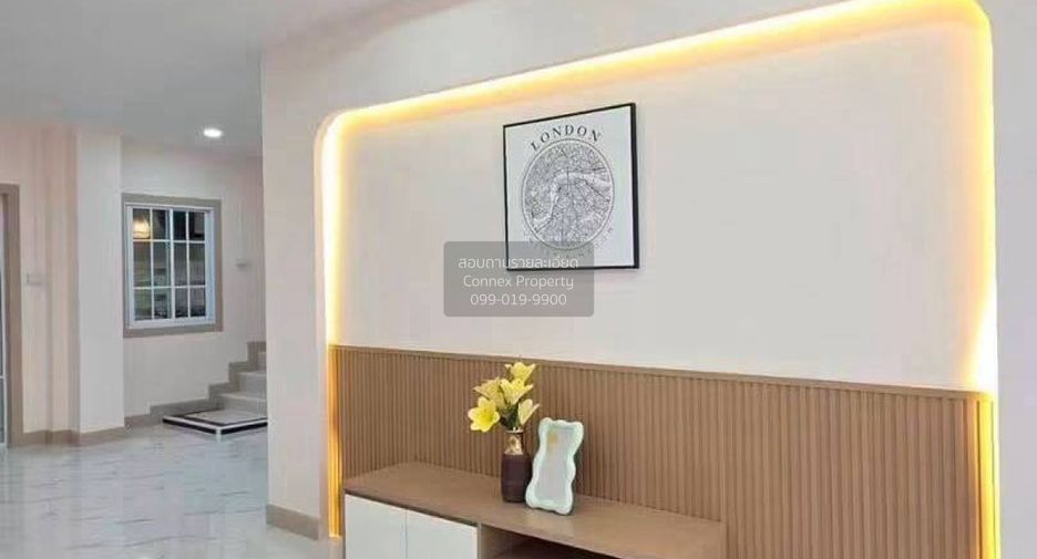 For sale 4 ベッドルーム townhouse in Bang Bua Thong, Nonthaburi