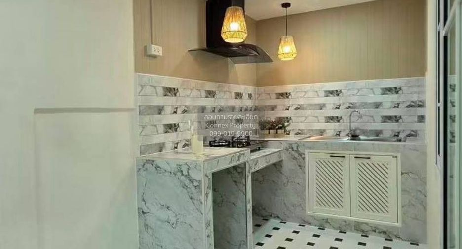 For sale 4 ベッドルーム townhouse in Bang Bua Thong, Nonthaburi