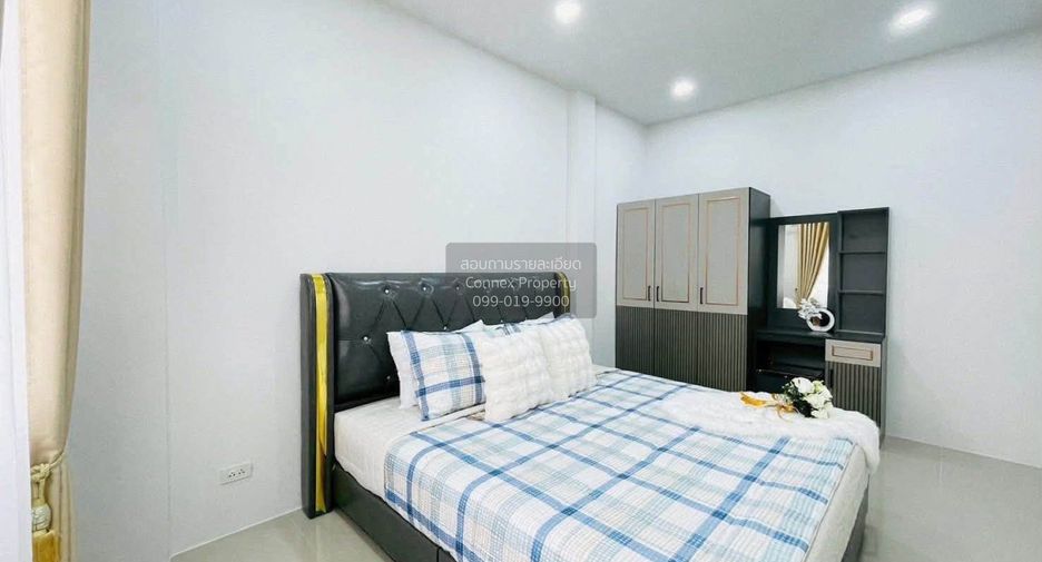 For sale 3 bedrooms townhouse in Bang Lamung, Chonburi