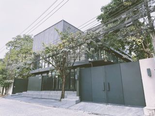 出售 10 卧室 联排别墅 在 Chatuchak, 曼谷