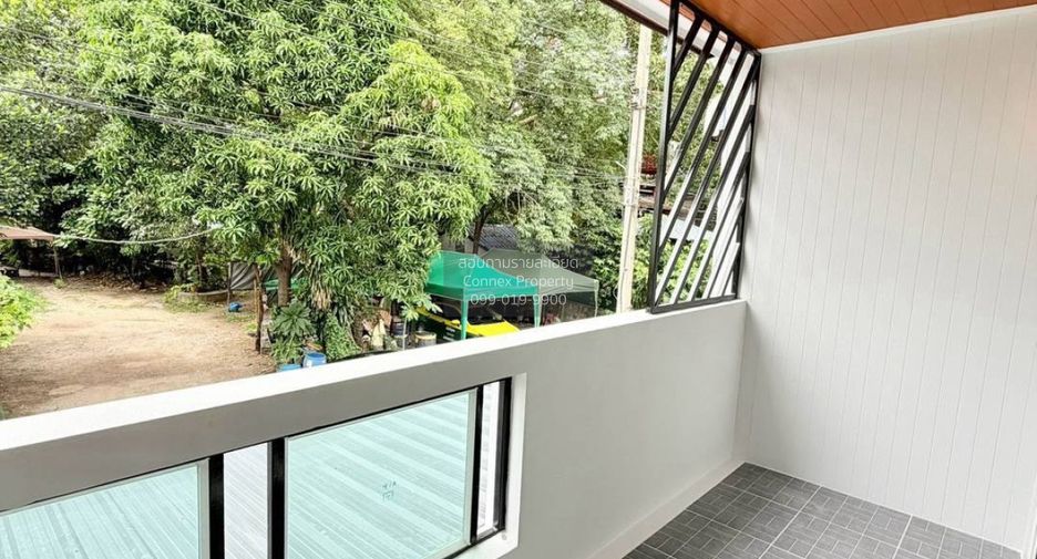 Casa adosada en venta de 3 habitaciones en Mueang Nonthaburi, Nonthaburi