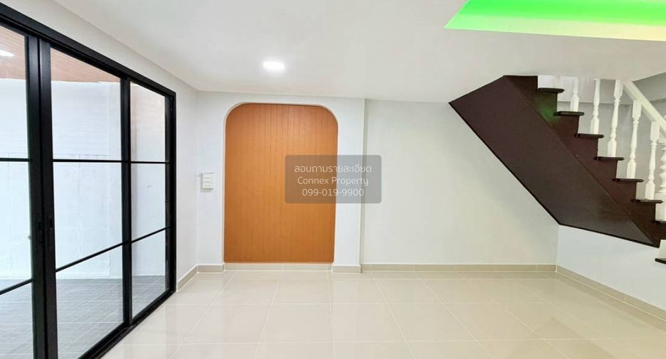 Casa adosada en venta de 3 habitaciones en Mueang Nonthaburi, Nonthaburi