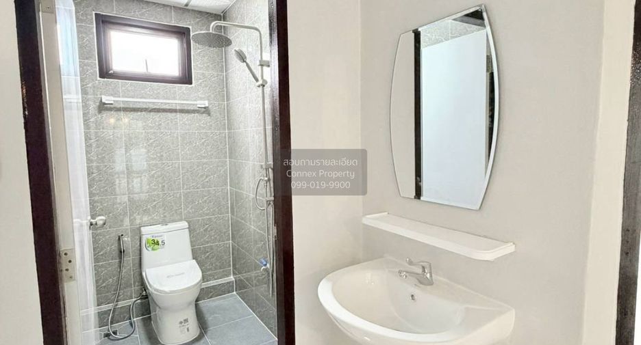 Casa adosada en venta de 3 habitaciones en Mueang Nonthaburi, Nonthaburi