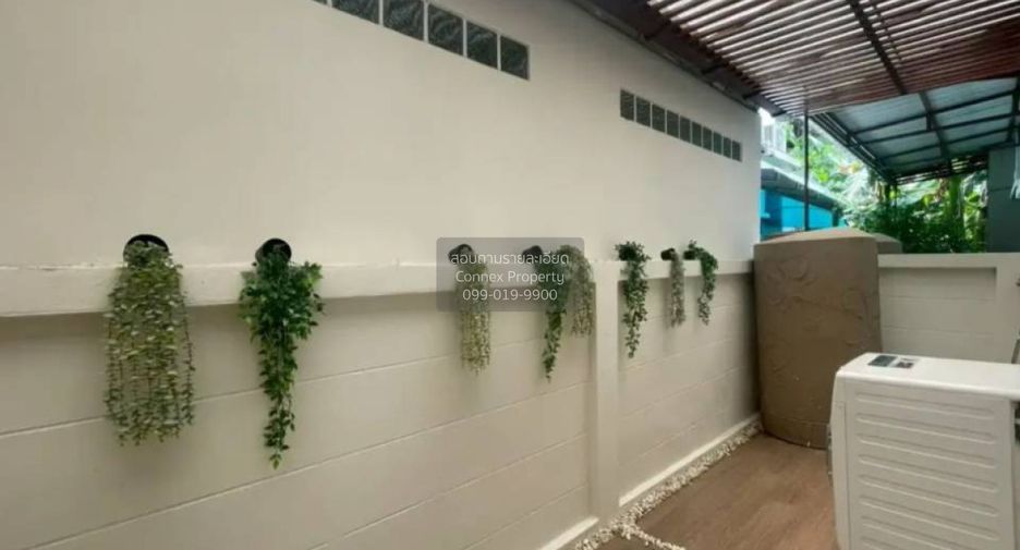 Casa adosada en venta de 3 habitaciones en Mueang Nonthaburi, Nonthaburi
