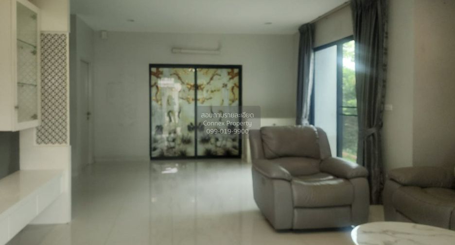 Haus zum Kauf mit 4 Zimmer in Bangkok Noi, Bangkok