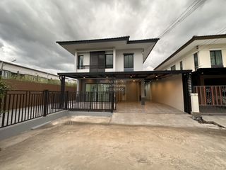 For sale 3 bedrooms house in Lam Luk Ka, Pathum Thani