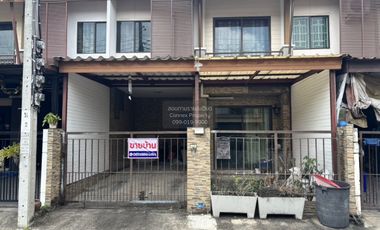 Reihenhaus zum Kauf mit 3 Zimmer in Chom Thong, Bangkok