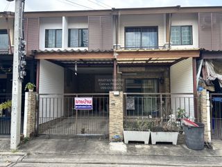 Reihenhaus zum Kauf mit 3 Zimmer in Chom Thong, Bangkok