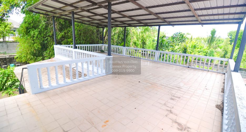 Casa adosada en venta de 3 habitaciones en Bang Khen, Bangkok