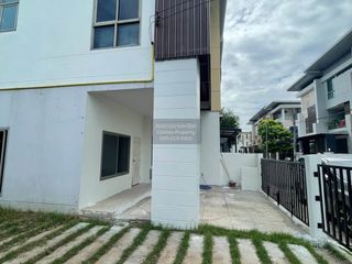 出售 3 卧室 联排别墅 在 Pak Kret, Nonthaburi