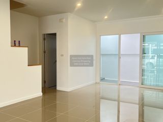 For sale 3 ベッドルーム townhouse in Lam Luk Ka, Pathum Thani