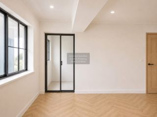 For sale 2 bedrooms condo in Phaya Thai, Bangkok