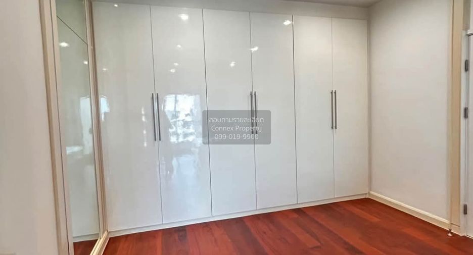 For sale 3 bedrooms condo in Chatuchak, Bangkok