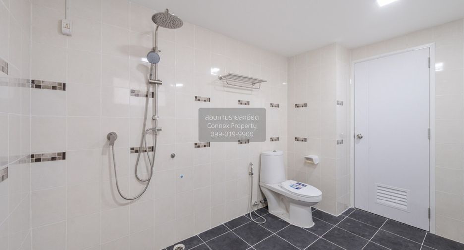 For sale 2 ベッドルーム condo in Chatuchak, Bangkok