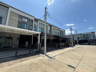 À vendre 3 chambres maison de ville à Bang Kruai, Nonthaburi