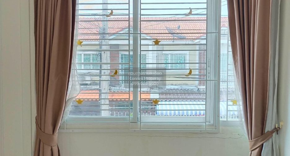 For sale 2 bedrooms townhouse in Phra Samut Chedi, Samut Prakan